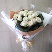 還暦祝い 60歳の誕生日に贈る花  エンジェルズラブの花束