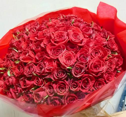 赤バラの花束30000円